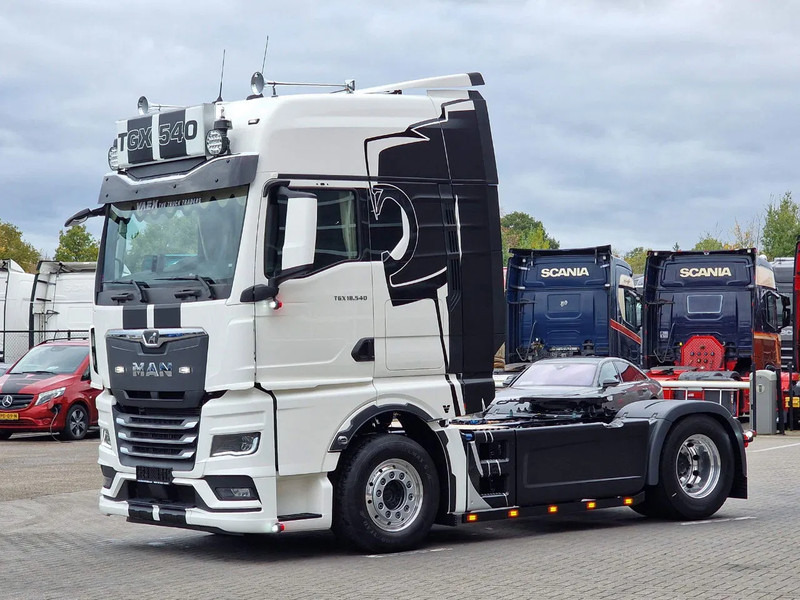 MAN TGX 18.540 GX - New - Retarder - Night clima - Alcoa - Show truck - Lightbar - - 牵引车:图3 MAN TGX 18.540 GX - New - Retarder - Night clima - Alcoa - Show truck - Lightbar - - 牵引车:图3