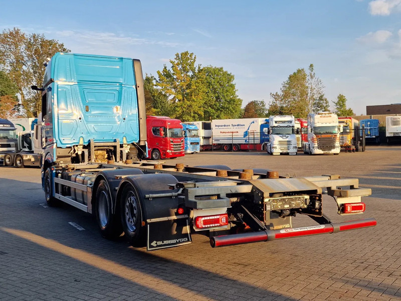 Mercedes-Benz Actros 2553 6x2 - BDF - Retarder - 4.90 WB - Loadlift - Full air - 集装箱运输车/ 可拆卸车身的卡车:图5 Mercedes-Benz Actros 2553 6x2 - BDF - Retarder - 4.90 WB - Loadlift - Full air - 集装箱运输车/ 可拆卸车身的卡车:图5