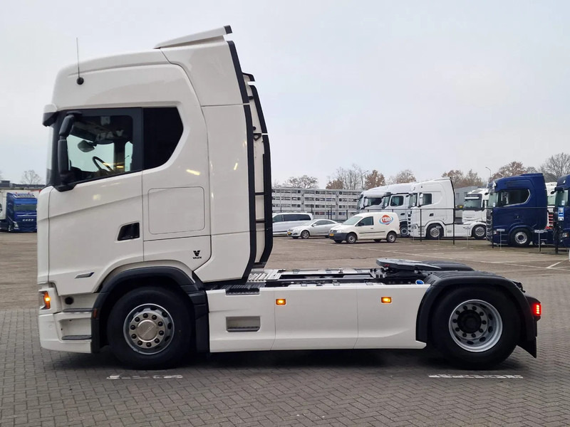 Scania 500S NGS Highline 4x2 - NEW - Retarder - Full air - New dashboard - Led - Full spoiler - 2x tank - 牵引车:图4 Scania 500S NGS Highline 4x2 - NEW - Retarder - Full air - New dashboard - Led - Full spoiler - 2x tank - 牵引车:图4