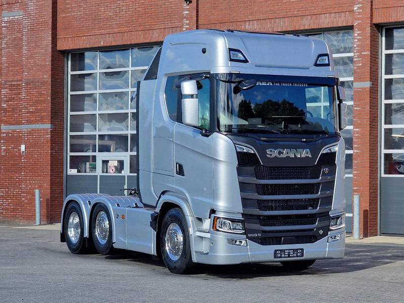 Scania 660S V8 NGS Highline 6x2/4 - New - Full spec - Retarder - Night clima - Led - Leather - Navi - 牵引车:图1 Scania 660S V8 NGS Highline 6x2/4 - New - Full spec - Retarder - Night clima - Led - Leather - Navi - 牵引车:图1
