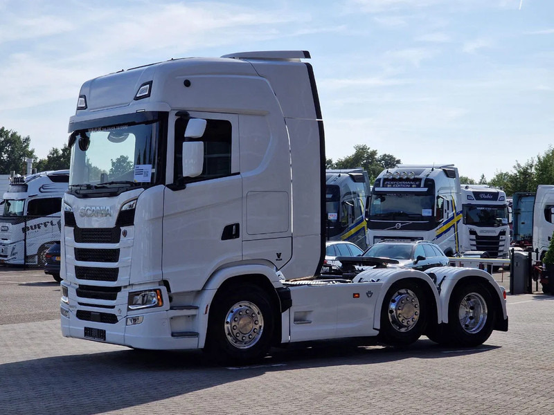 Scania 660S V8 NGS Highline 6x2/4 - New - Old dashboard - Full spec - Retarder - Night clima - Led - Leather - Navi - 牵引车:图3 Scania 660S V8 NGS Highline 6x2/4 - New - Old dashboard - Full spec - Retarder - Night clima - Led - Leather - Navi - 牵引车:图3