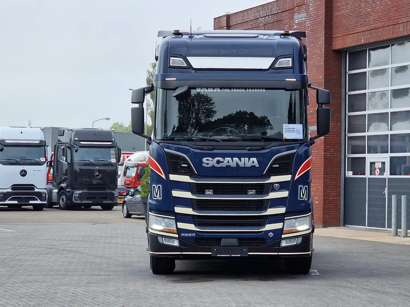 Scania R520 V8 NGS Highline 6x2 - PTO/Hydraulic - Full air - 2.95 WB - Navi - Fridge - Sliding 5th wheel - 牵引车:图2 Scania R520 V8 NGS Highline 6x2 - PTO/Hydraulic - Full air - 2.95 WB - Navi - Fridge - Sliding 5th wheel - 牵引车:图2