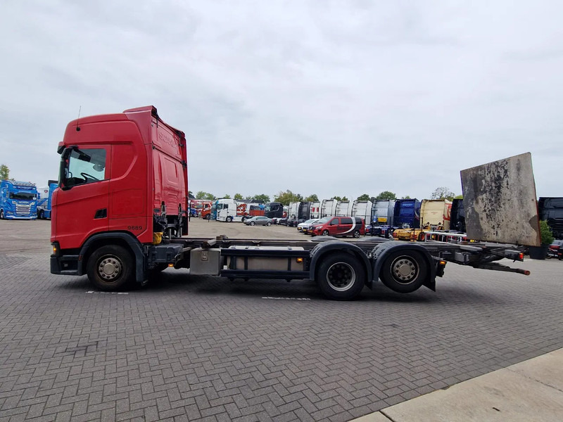 Scania S500 NGS Highline 6x2 - BDF - Full air - Loadlift - Navi - Retarder - 集装箱运输车/ 可拆卸车身的卡车:图4 Scania S500 NGS Highline 6x2 - BDF - Full air - Loadlift - Navi - Retarder - 集装箱运输车/ 可拆卸车身的卡车:图4
