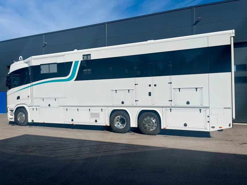 Scania S590 V8 6x2 Camper / Motorhome - New 2025 - Garage - Slide out - - 露营车:图5 Scania S590 V8 6x2 Camper / Motorhome - New 2025 - Garage - Slide out - - 露营车:图5