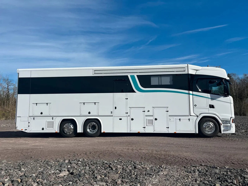 Scania S590 V8 6x2 Camper / Motorhome - New 2025 - Garage - Slide out - - 露营车:图4 Scania S590 V8 6x2 Camper / Motorhome - New 2025 - Garage - Slide out - - 露营车:图4