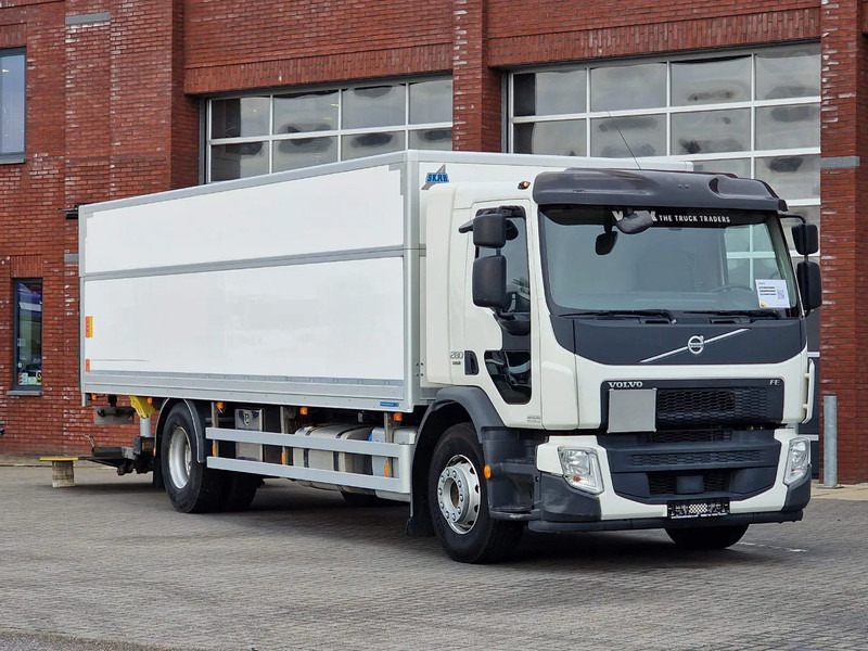 Volvo FE 280 4x2 - Closed box with Adjustable height - Loadlift - Full air - Euro 6 - 550 WB - 厢式卡车:图2 Volvo FE 280 4x2 - Closed box with Adjustable height - Loadlift - Full air - Euro 6 - 550 WB - 厢式卡车:图2
