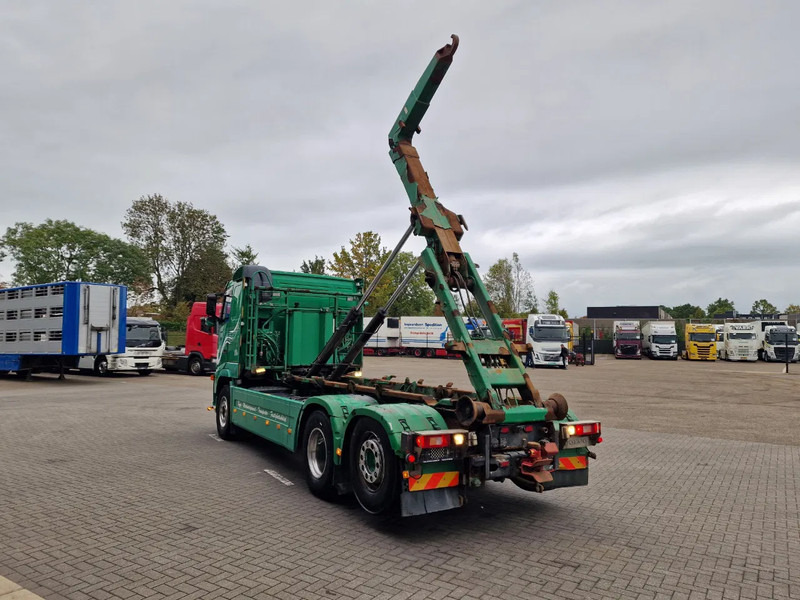 Volvo FH 13.440 6x2*4 - HIAB Hooklift 17T - Euro 5 - I shift - Steering axle - 吊钩升降车:图5 Volvo FH 13.440 6x2*4 - HIAB Hooklift 17T - Euro 5 - I shift - Steering axle - 吊钩升降车:图5