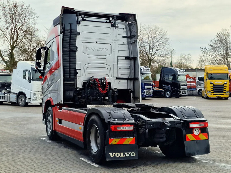 Volvo FH 13.460 Globetrotter 4x2 - PTO/Hydraulic - 2x tank - Steel/Air - 牵引车:图5 Volvo FH 13.460 Globetrotter 4x2 - PTO/Hydraulic - 2x tank - Steel/Air - 牵引车:图5