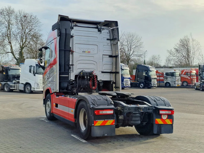 Volvo FH 13.460 Globetrotter 4x2 - PTO/Hydraulic - 2x tank - Steel/Air - 牵引车:图5 Volvo FH 13.460 Globetrotter 4x2 - PTO/Hydraulic - 2x tank - Steel/Air - 牵引车:图5