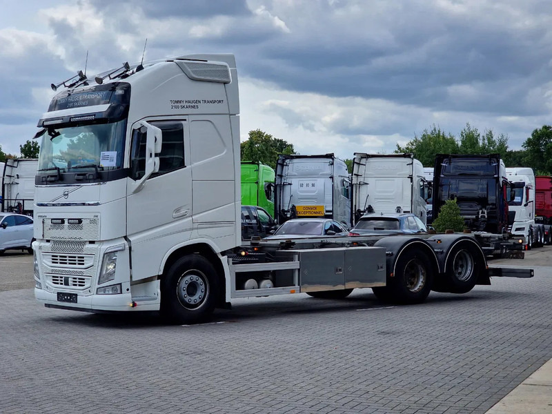 Volvo FH 13.500 Globetrotter XL 6x2 - BDF - Retarder - I parkcool - Full air - 4.90 WB - 集装箱运输车/ 可拆卸车身的卡车:图3 Volvo FH 13.500 Globetrotter XL 6x2 - BDF - Retarder - I parkcool - Full air - 4.90 WB - 集装箱运输车/ 可拆卸车身的卡车:图3