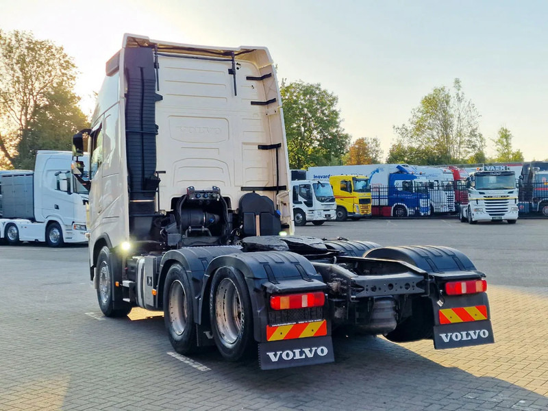 Volvo FH 13.500 Globetrotter XL 6x2 - Full air - 3.20 WB - MA VIN - Low KM - Leather - 牵引车:图5 Volvo FH 13.500 Globetrotter XL 6x2 - Full air - 3.20 WB - MA VIN - Low KM - Leather - 牵引车:图5