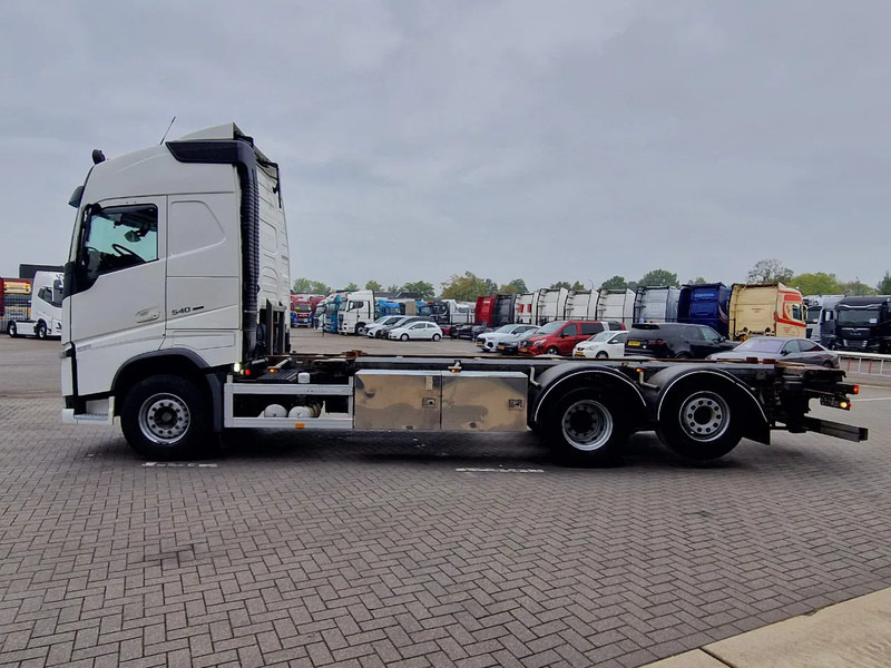 Volvo FH 13.540 Globetrotter 6x2 - BDF - Retarder - 4.90 WB - Full air - Leather - 集装箱运输车/ 可拆卸车身的卡车:图4 Volvo FH 13.540 Globetrotter 6x2 - BDF - Retarder - 4.90 WB - Full air - Leather - 集装箱运输车/ 可拆卸车身的卡车:图4