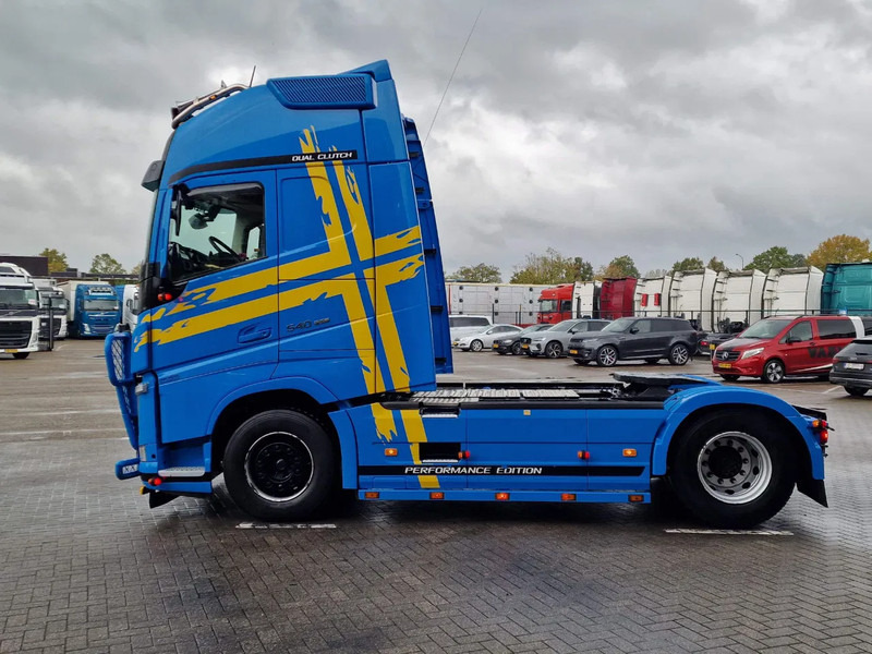 Volvo FH 13.540 Globetrotter XL 4x2 - Performance edition - I parkcool - Full air - Bull bar - 牵引车:图4 Volvo FH 13.540 Globetrotter XL 4x2 - Performance edition - I parkcool - Full air - Bull bar - 牵引车:图4