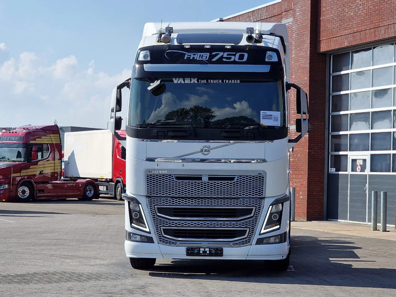Volvo FH 16.750 Globetrotter 6x2 BDF - Retarder - HUB reduction - Euro 5 - 4.90 WB - 集装箱运输车/ 可拆卸车身的卡车:图2 Volvo FH 16.750 Globetrotter 6x2 BDF - Retarder - HUB reduction - Euro 5 - 4.90 WB - 集装箱运输车/ 可拆卸车身的卡车:图2
