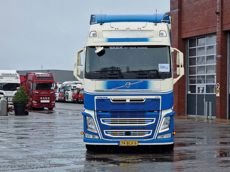Volvo FH 500 4x2 + 2 deck livestock - Ventilation - Moving floors - 2x steering axle VSE - 牵引车:图2 Volvo FH 500 4x2 + 2 deck livestock - Ventilation - Moving floors - 2x steering axle VSE - 牵引车:图2