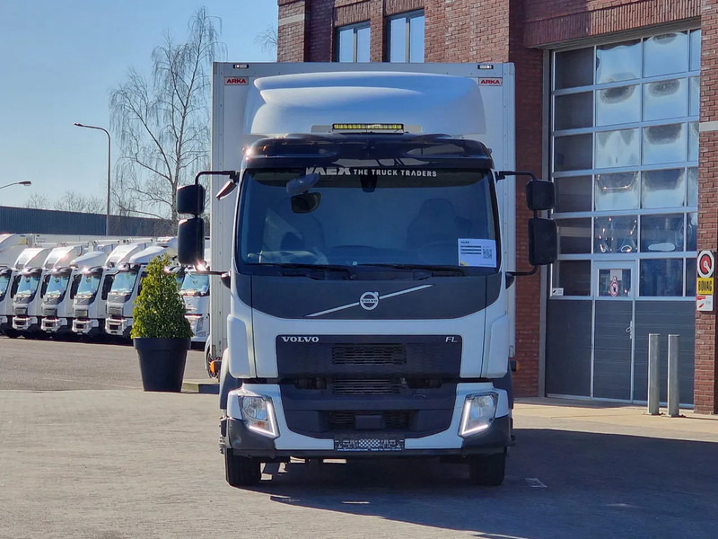 Volvo FL 250 4x2 Box truck, loading lift, 12T - 厢式卡车:图2 Volvo FL 250 4x2 Box truck, loading lift, 12T - 厢式卡车:图2