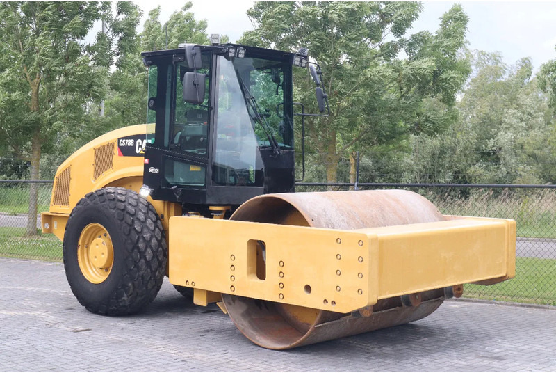 Caterpillar CS78B | TRIMBLE GPS | GOOD CONDITION - 碾压机:图5 Caterpillar CS78B | TRIMBLE GPS | GOOD CONDITION - 碾压机:图5