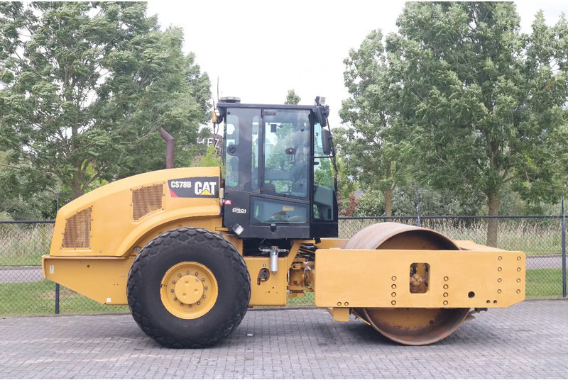 Caterpillar CS78B | TRIMBLE GPS | GOOD CONDITION - 碾压机:图4 Caterpillar CS78B | TRIMBLE GPS | GOOD CONDITION - 碾压机:图4