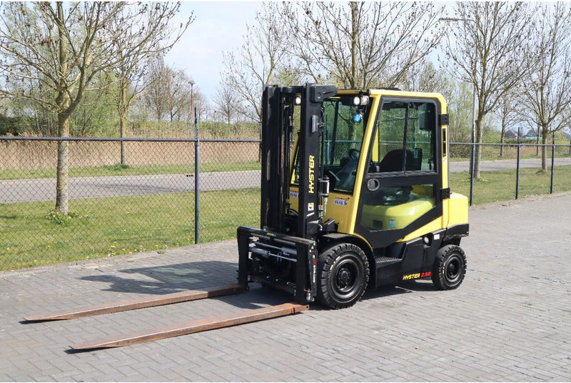 Hyster H2.5 A | BOOM SUSPENSION | SIDESHIFT | FORK EXTENTIONS | FORK POSITIONERS - 柴油叉车:图2 Hyster H2.5 A | BOOM SUSPENSION | SIDESHIFT | FORK EXTENTIONS | FORK POSITIONERS - 柴油叉车:图2