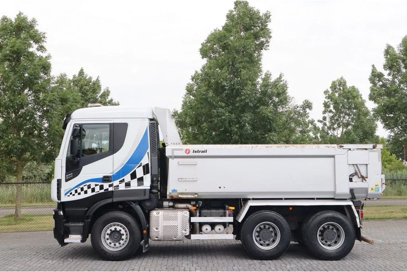 Iveco Stralis X-WAY 570 6X4 FULL STEEL BIG AXLES RETARDER EURO 6 - 翻斗车:图3 Iveco Stralis X-WAY 570 6X4 FULL STEEL BIG AXLES RETARDER EURO 6 - 翻斗车:图3