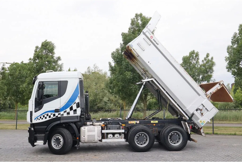 Iveco Stralis X-WAY 570 6X4 FULL STEEL BIG AXLES RETARDER EURO 6 - 翻斗车:图2 Iveco Stralis X-WAY 570 6X4 FULL STEEL BIG AXLES RETARDER EURO 6 - 翻斗车:图2