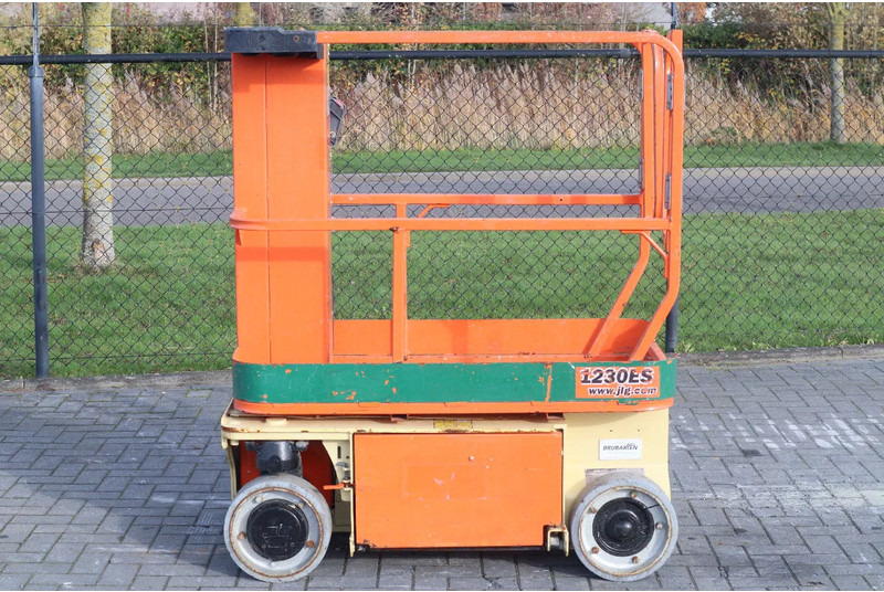 JLG 1230 ES | 5.6 METER | 230 KG - 伸缩臂:图4 JLG 1230 ES | 5.6 METER | 230 KG - 伸缩臂:图4