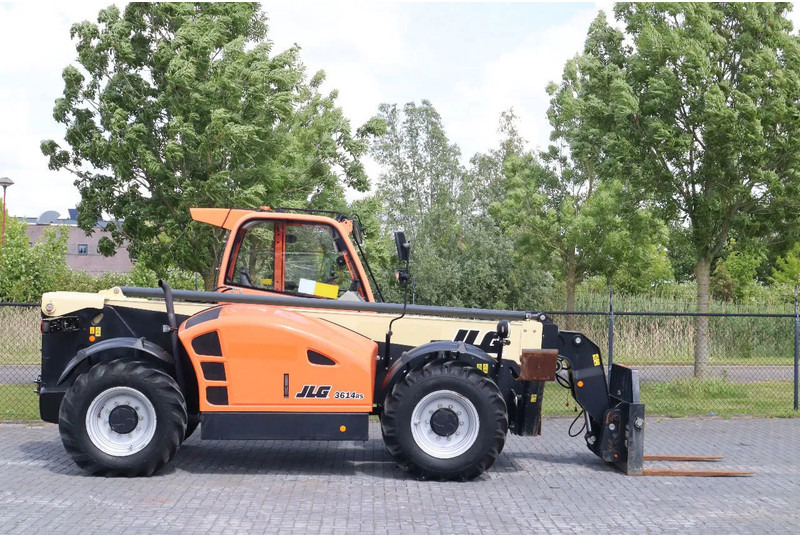 JLG 3614 RS | HYDR. FORKS | BUCKET | LOW HOURS - 伸缩臂叉装车:图4 JLG 3614 RS | HYDR. FORKS | BUCKET | LOW HOURS - 伸缩臂叉装车:图4