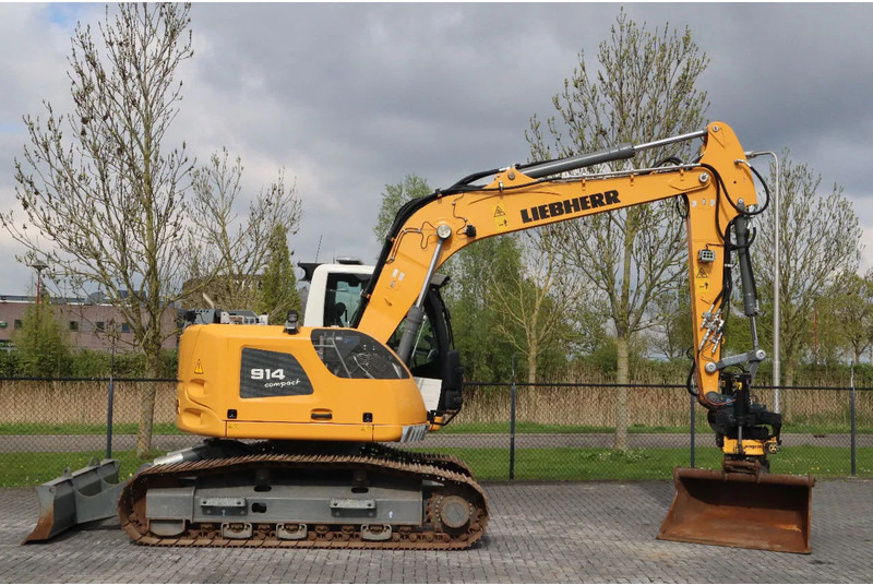Liebherr R914 COMPACT S | ROTOTILT | 3X BUCKET | DOZERBLADE - 履带式挖掘机:图4 Liebherr R914 COMPACT S | ROTOTILT | 3X BUCKET | DOZERBLADE - 履带式挖掘机:图4