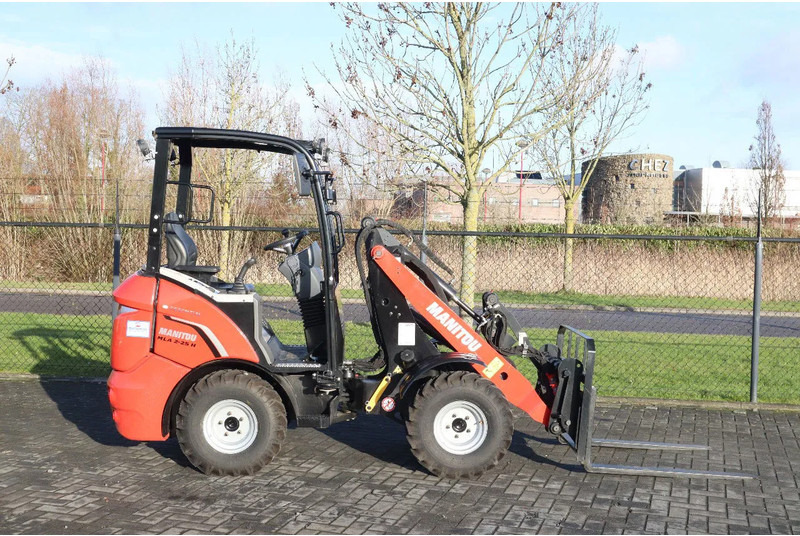 Manitou MLA 2-25 H | FORKS | QUICK COUPLER | NEW UNUSED - 轮式装载机:图4 Manitou MLA 2-25 H | FORKS | QUICK COUPLER | NEW UNUSED - 轮式装载机:图4