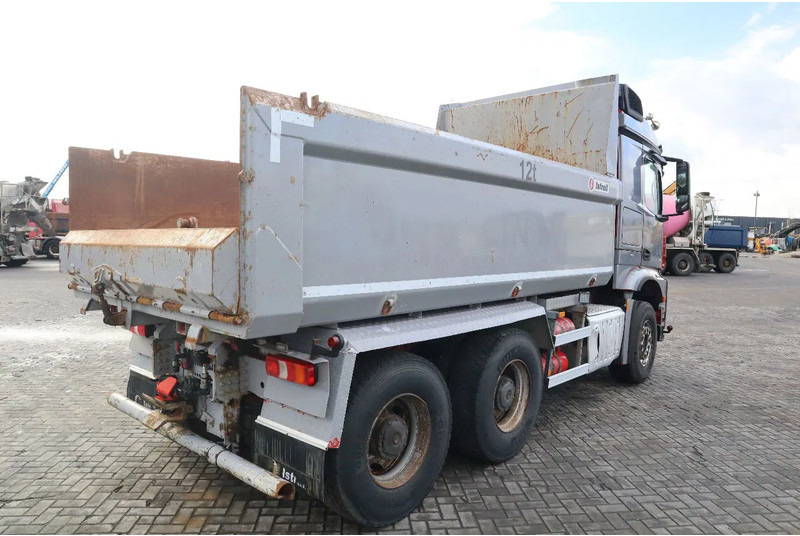 Mercedes-Benz Arocs 2658 2858 | 6X4 | ENGINE PROBLEM EURO 6 | RETARDER - 翻斗车:图5 Mercedes-Benz Arocs 2658 2858 | 6X4 | ENGINE PROBLEM EURO 6 | RETARDER - 翻斗车:图5