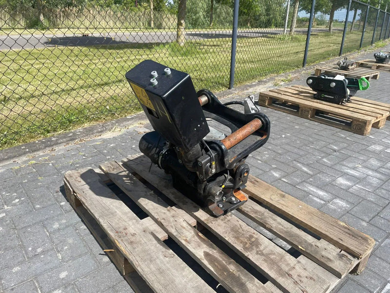 STEELWRIST STEELWRIST X06 S40 | TILT ROTATOR | VLS | FPL | RF | NEW / UNUSED - 倾斜旋转器 适用于 建筑机械:图3 STEELWRIST STEELWRIST X06 S40 | TILT ROTATOR | VLS | FPL | RF | NEW / UNUSED - 倾斜旋转器 适用于 建筑机械:图3