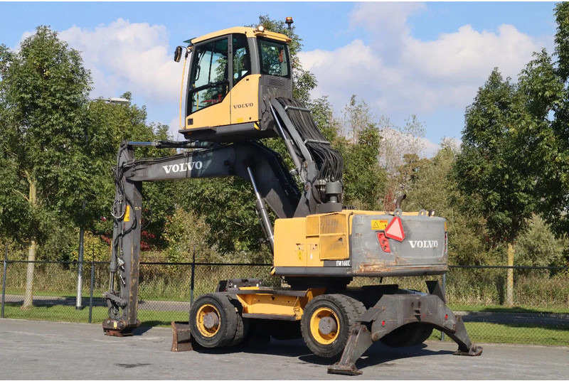 Volvo EW160C | EW 160 C | LIFT CAB | DOZERBLADE | QUICK COUPLER - 轮式挖掘机:图3 Volvo EW160C | EW 160 C | LIFT CAB | DOZERBLADE | QUICK COUPLER - 轮式挖掘机:图3