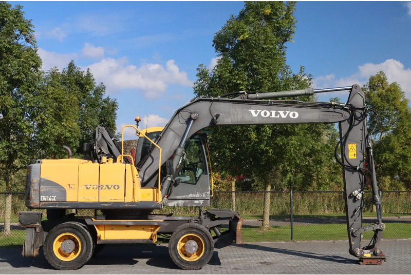 Volvo EW160C | EW 160 C | LIFT CAB | DOZERBLADE | QUICK COUPLER - 轮式挖掘机:图4 Volvo EW160C | EW 160 C | LIFT CAB | DOZERBLADE | QUICK COUPLER - 轮式挖掘机:图4