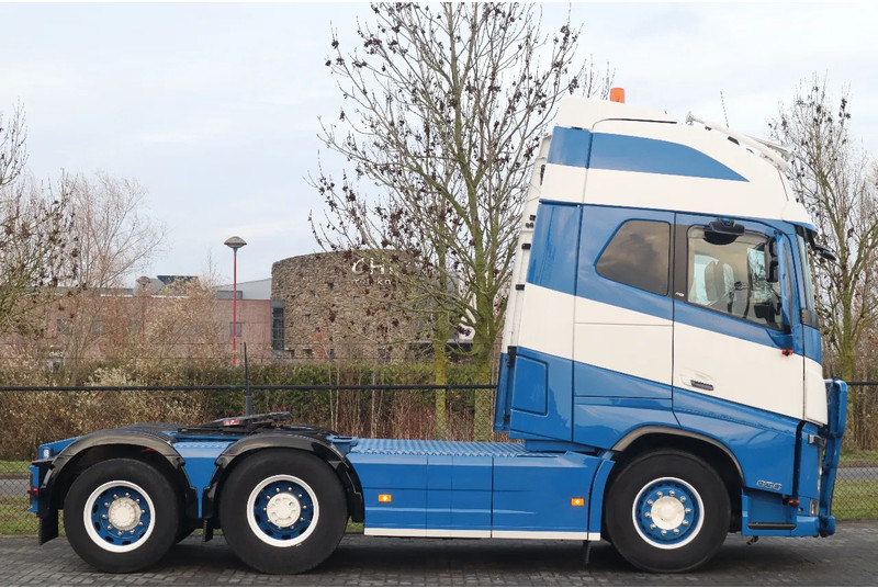 Volvo FH 16.650 6X2 | RETARDER | SPECIAL BUILT | SPECIAL INTERIOR | EURO 6 - 牵引车:图4 Volvo FH 16.650 6X2 | RETARDER | SPECIAL BUILT | SPECIAL INTERIOR | EURO 6 - 牵引车:图4