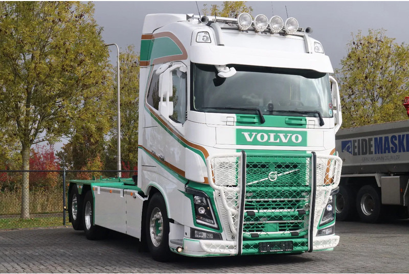 Volvo FH 16.750 | 6X2*4 | RETARDER | STEERING AXLE | JOAB HOOK | EURO 6 - 吊钩升降车:图2 Volvo FH 16.750 | 6X2*4 | RETARDER | STEERING AXLE | JOAB HOOK | EURO 6 - 吊钩升降车:图2