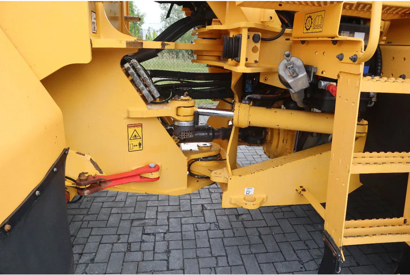 林业设备 Volvo L180 F HL | HIGH-LIFT | LOG STACKER | HOLZ GRAPPLE:图12 林业设备 Volvo L180 F HL | HIGH-LIFT | LOG STACKER | HOLZ GRAPPLE:图12