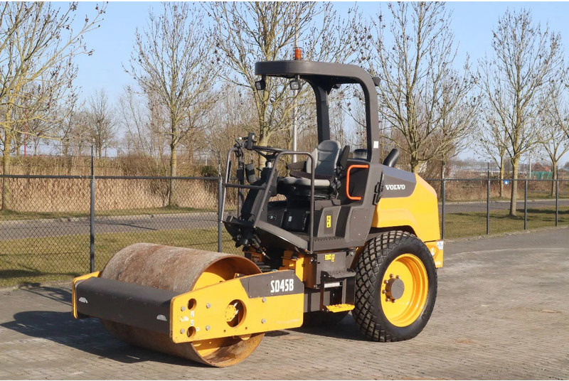 Volvo SD45B | GOOD CONDIITON | LOW HOURS - 碾压机:图2 Volvo SD45B | GOOD CONDIITON | LOW HOURS - 碾压机:图2