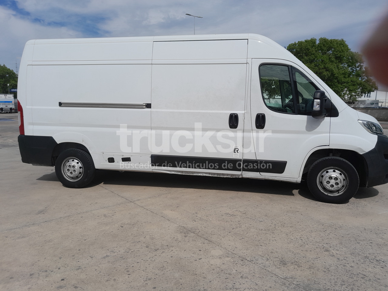 CITROEN 120.35 L3H2 12M3 - 厢式货车:图4 CITROEN 120.35 L3H2 12M3 - 厢式货车:图4