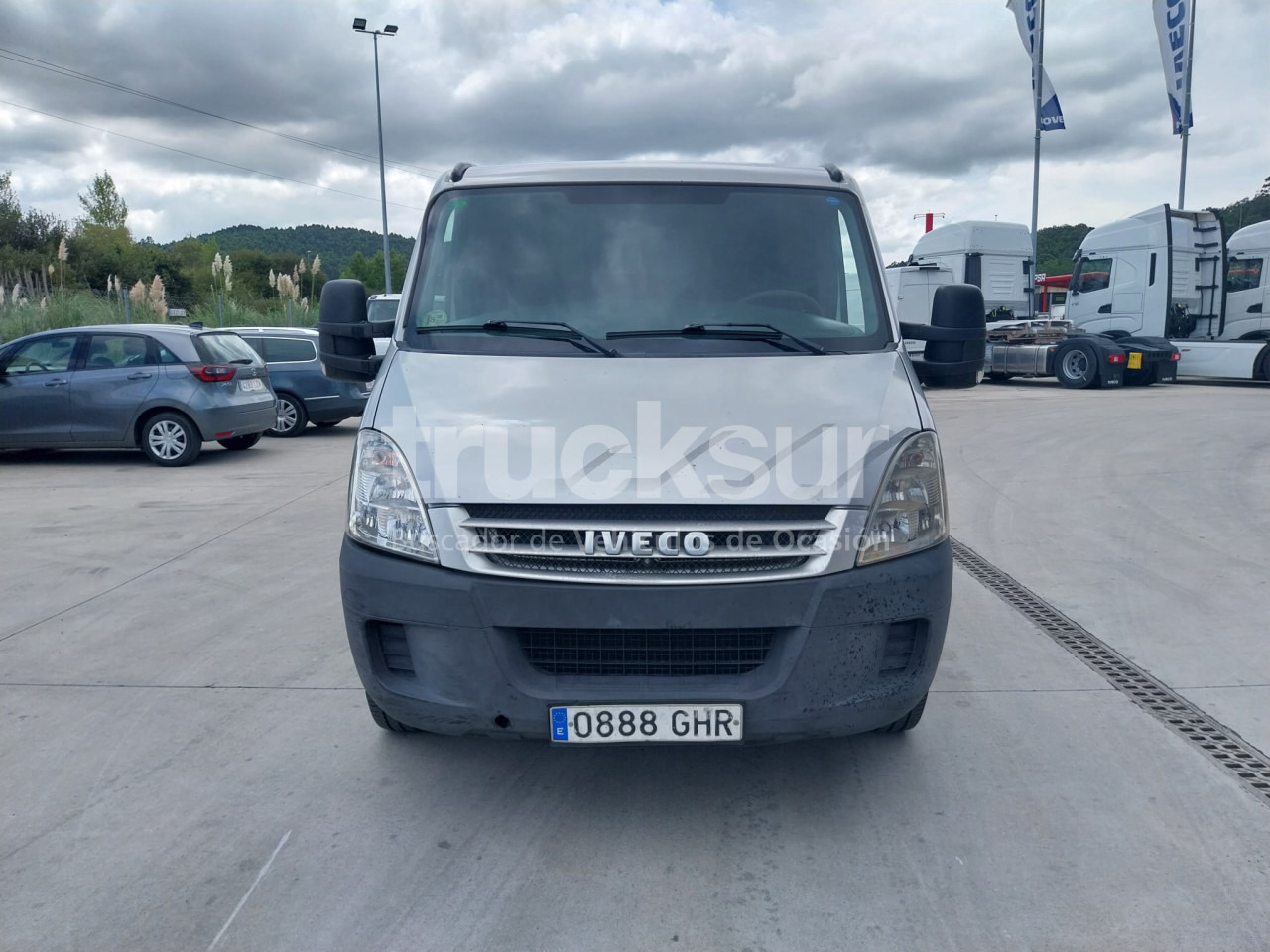 IVECO DAILY 35S12 7M3 - 厢式货车:图4 IVECO DAILY 35S12 7M3 - 厢式货车:图4