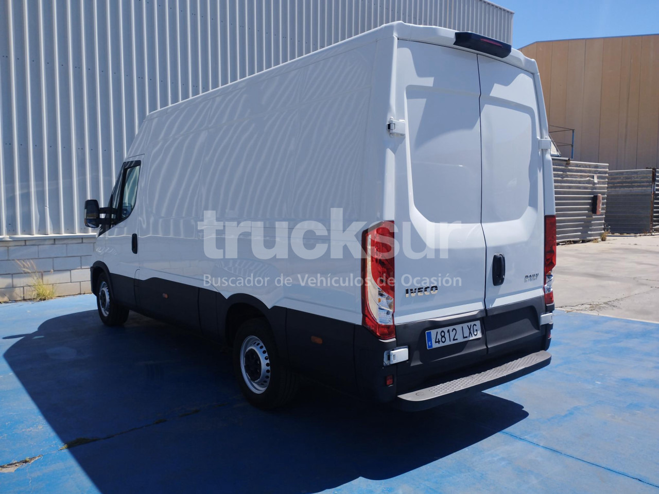 IVECO DAILY 35S16 F 12M3 - 厢式货车:图3 IVECO DAILY 35S16 F 12M3 - 厢式货车:图3