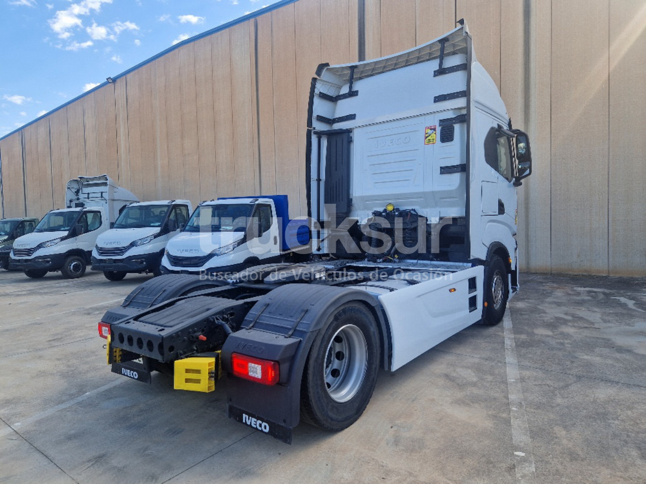 IVECO S-WAY AS440S49T/P - 牵引车:图3 IVECO S-WAY AS440S49T/P - 牵引车:图3