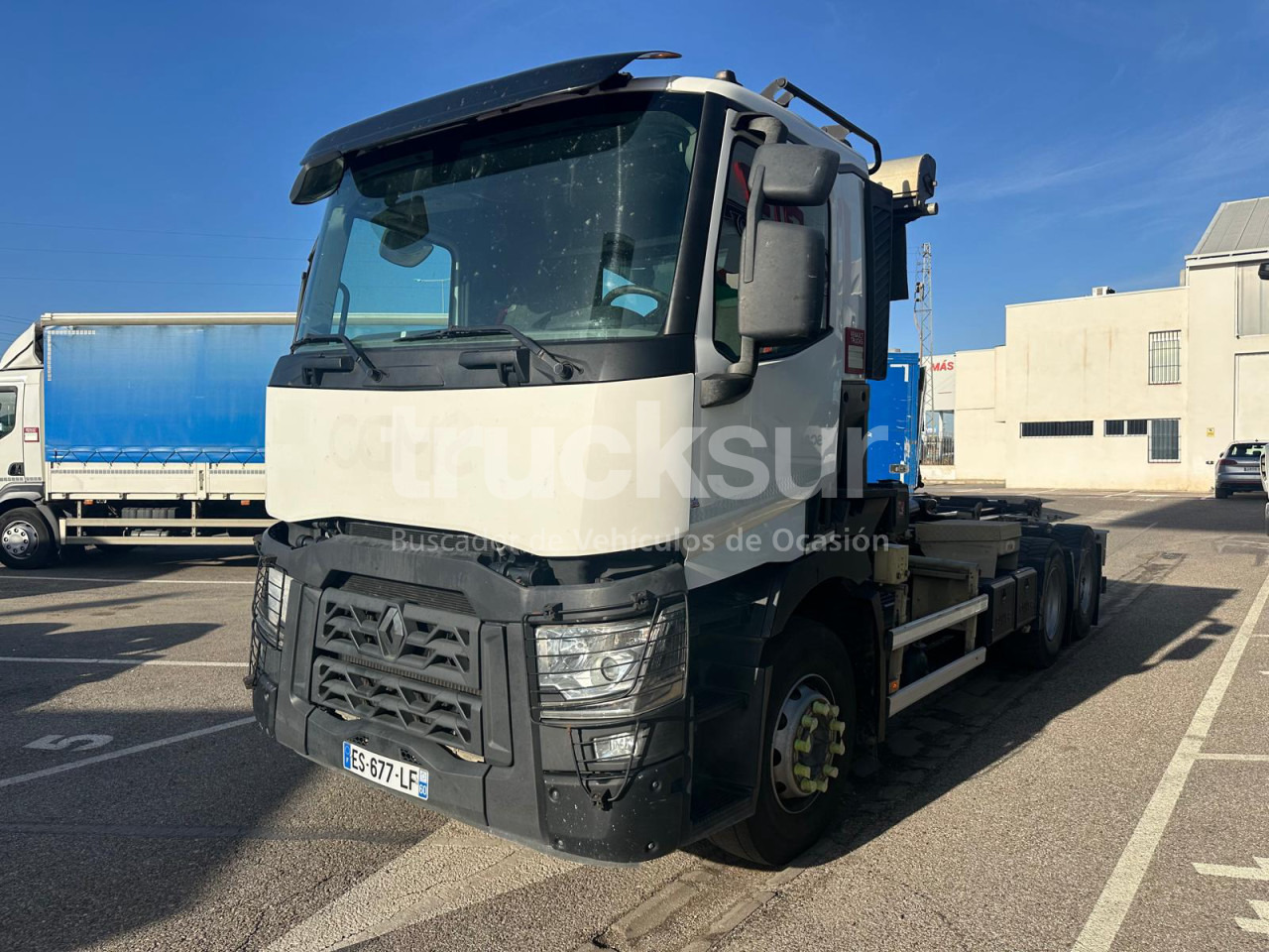 RENAULT C430.26 6X2 - 吊钩升降车:图3 RENAULT C430.26 6X2 - 吊钩升降车:图3