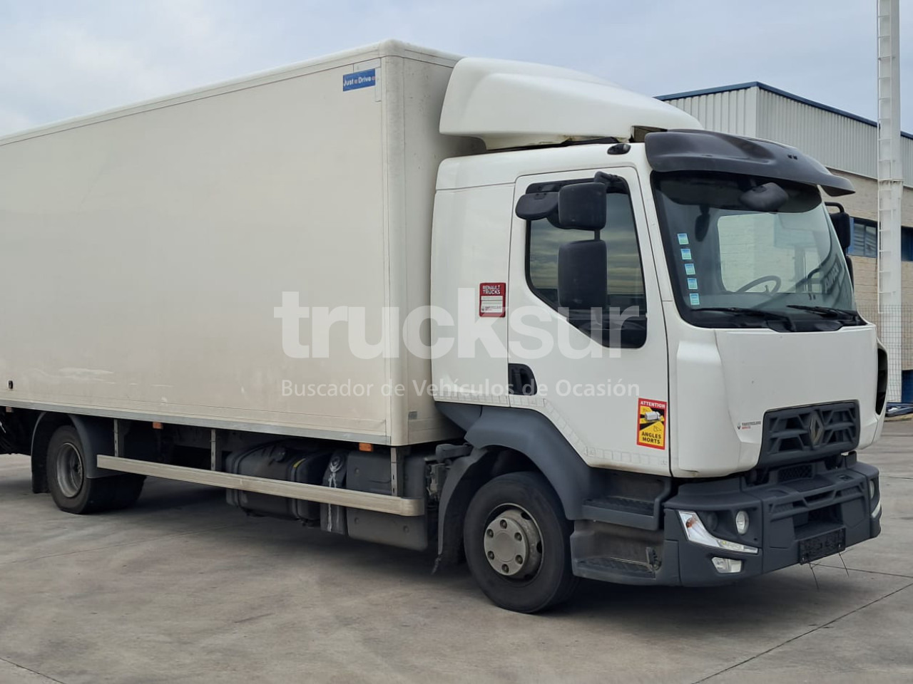 RENAULT D12.240 - 厢式卡车:图2 RENAULT D12.240 - 厢式卡车:图2