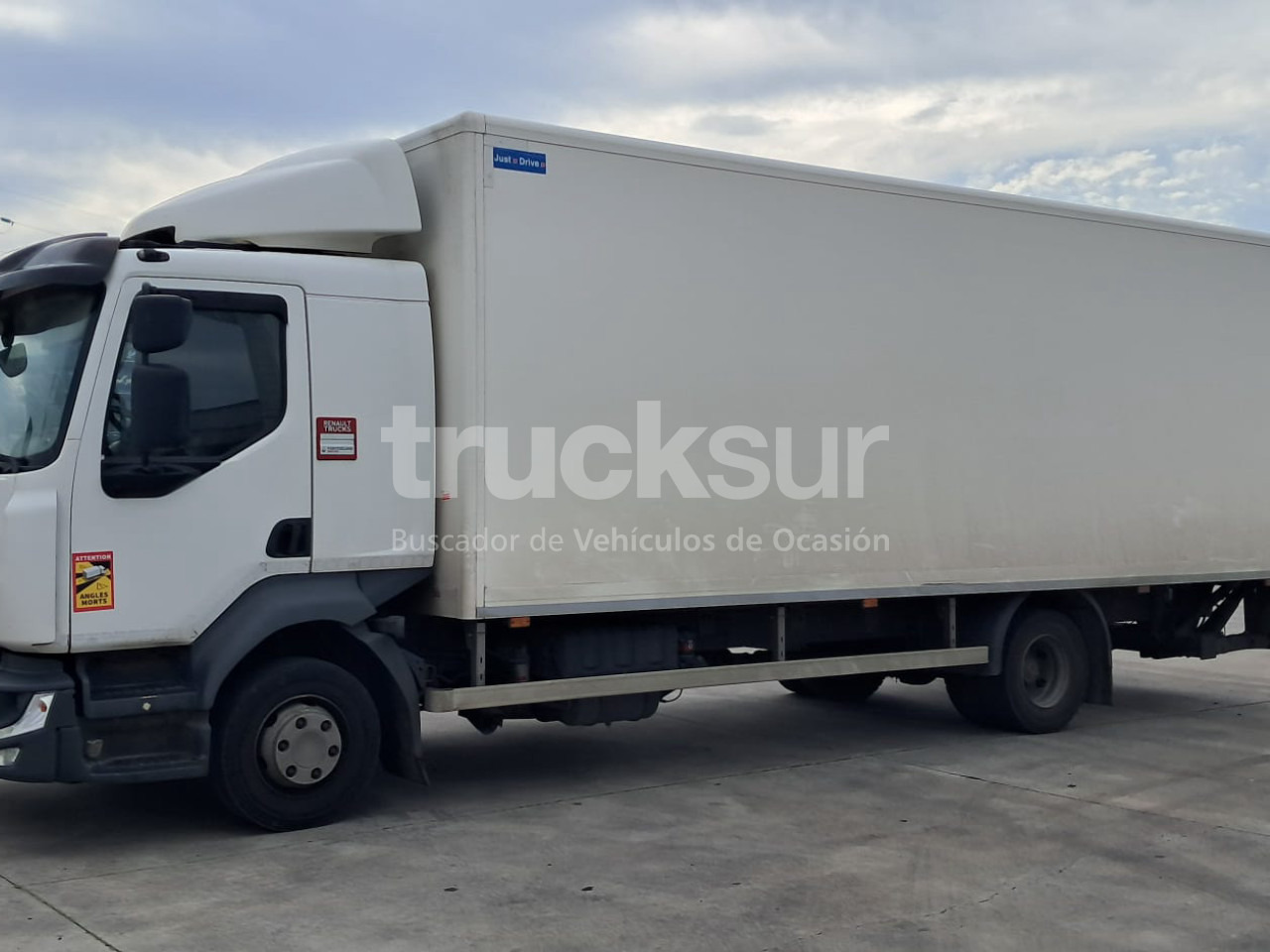 RENAULT D12.240 - 厢式卡车:图1 RENAULT D12.240 - 厢式卡车:图1