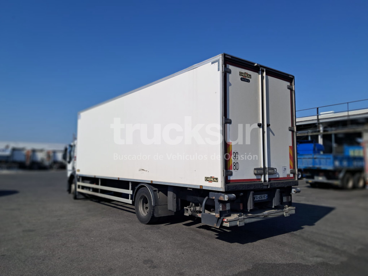 RENAULT D320.18 - 冷藏车:图4 RENAULT D320.18 - 冷藏车:图4