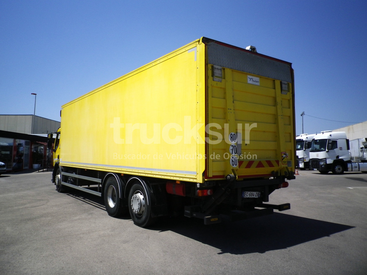 RENAULT D380.26 6X2*4 ejes 6x2*4 - 厢式卡车:图5 RENAULT D380.26 6X2*4 ejes 6x2*4 - 厢式卡车:图5