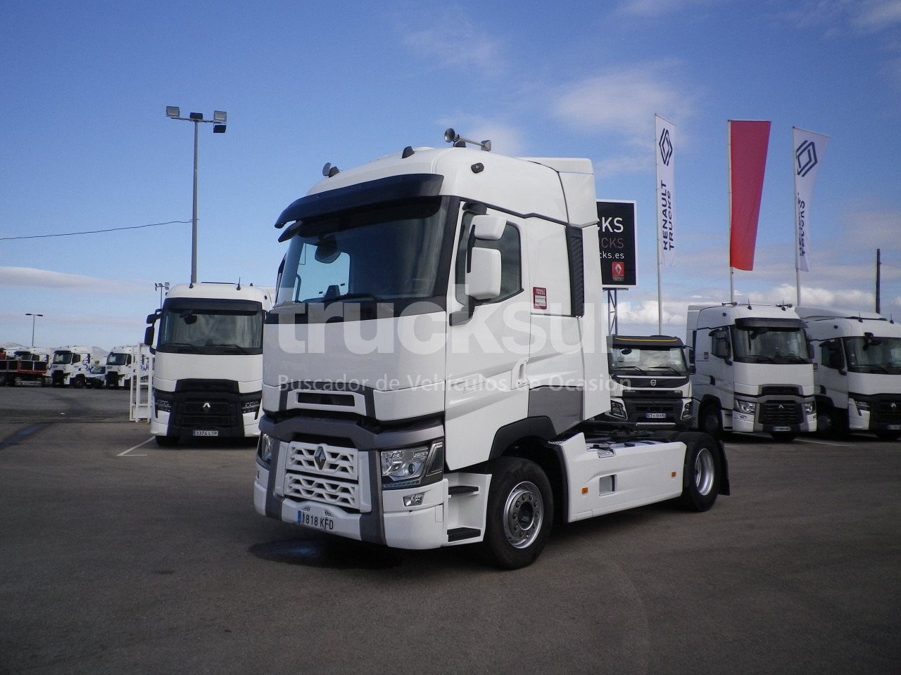 RENAULT T520 HIGH SLEEPER CAB - 牵引车:图1 RENAULT T520 HIGH SLEEPER CAB - 牵引车:图1