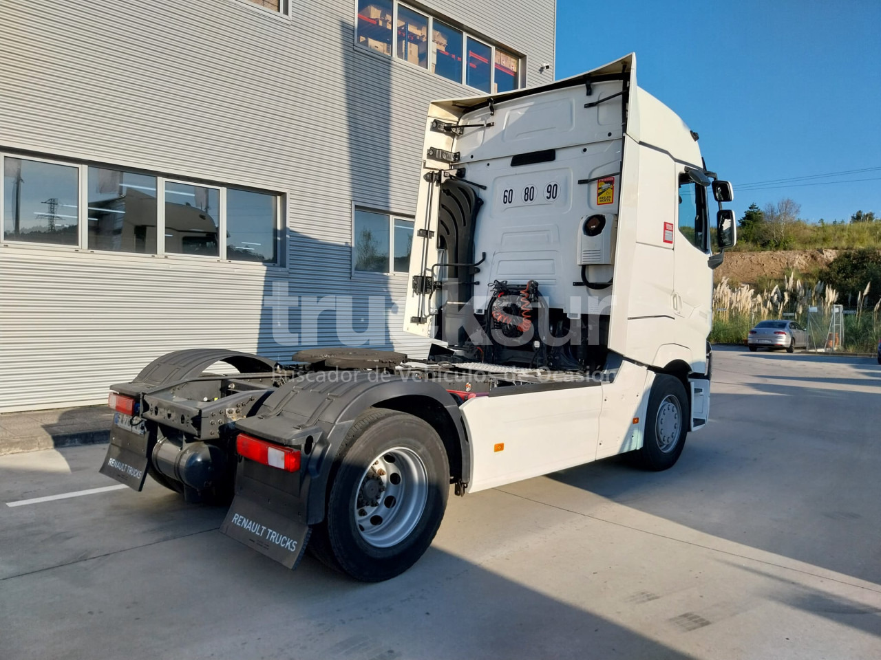 RENAULT T520 HIGH SLEEPER CAB - 牵引车:图5 RENAULT T520 HIGH SLEEPER CAB - 牵引车:图5