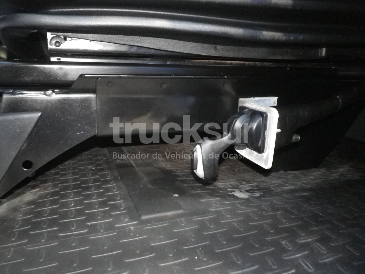 牵引车 SCANIA R490：图9