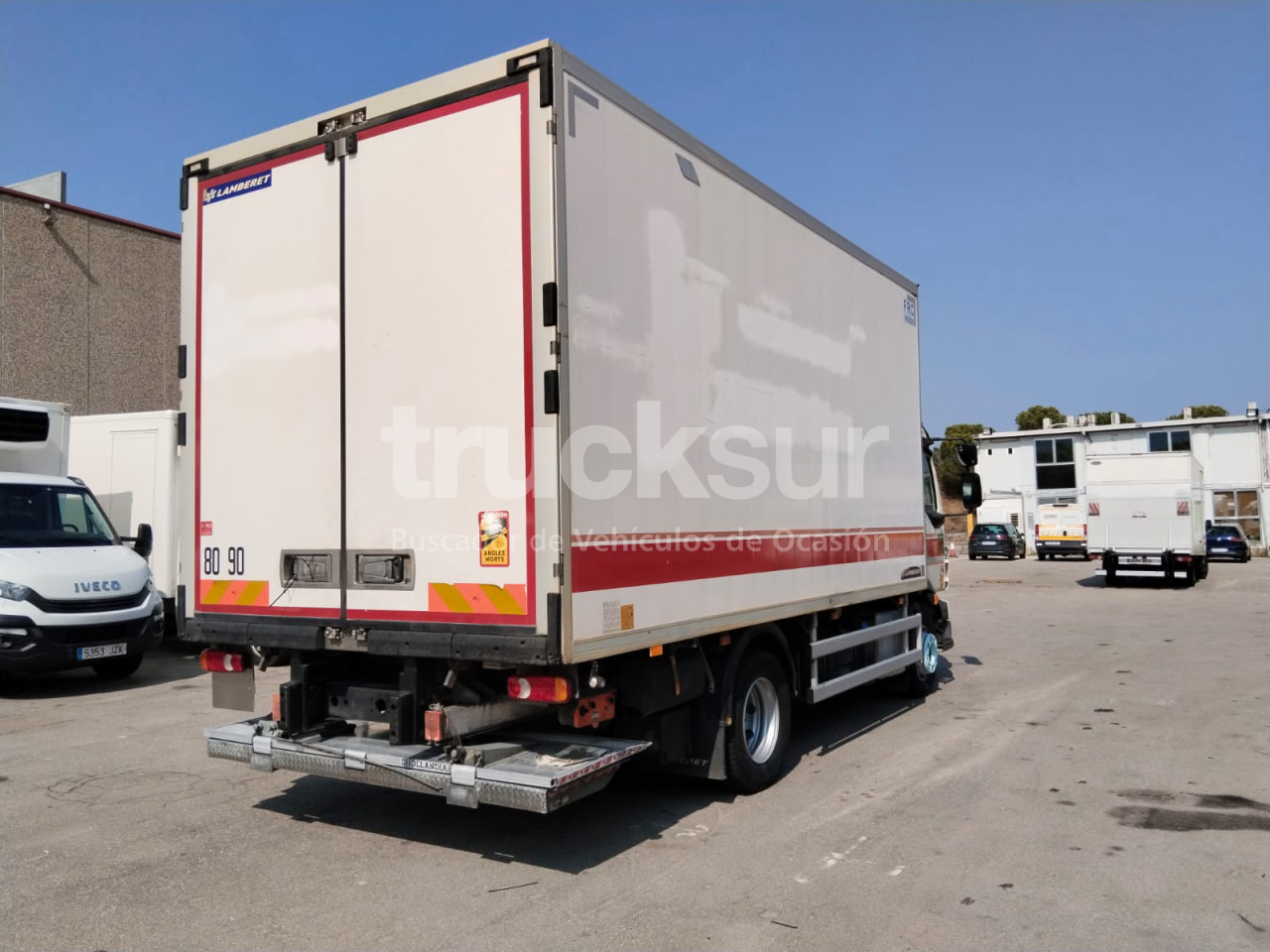 VOLVO FL250.12 - 冷藏车:图4 VOLVO FL250.12 - 冷藏车:图4